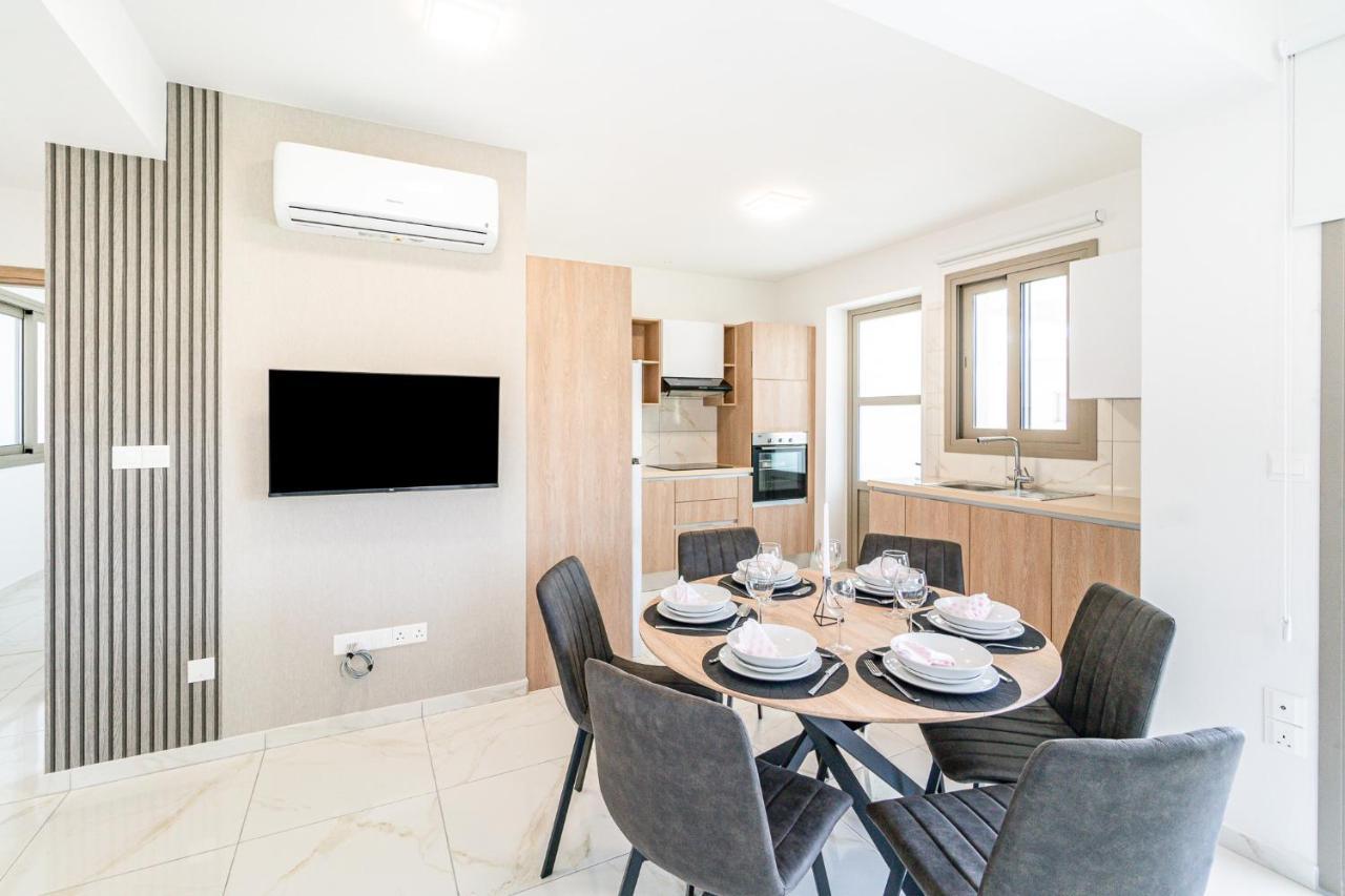 Adolina Apartments By Ezoria Villas Paphos Ngoại thất bức ảnh